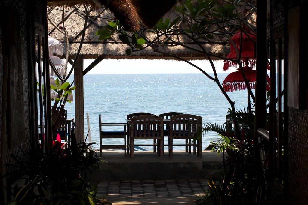 Beachouse Lovina Exterior photo